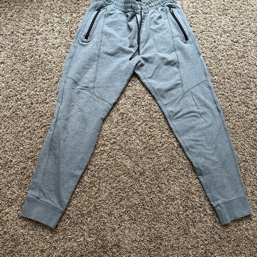 Abercrombie & Fitch Men's Heather Gray Joggers